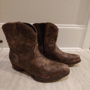 Roper Womens Short Stuff Boots Size 11 Embroidery Snip Toe Cowboy Ankle Brown